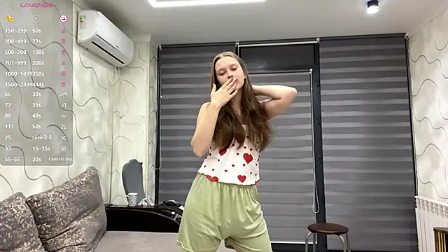 CharlynDini online show from October 10, 3:11 pm