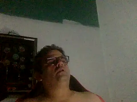 Snapshot of Katracho6969 chatting on May 2, 5:23 am Katracho6969 online show from May 2, 5:23 am