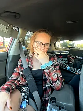 Snapshot of hotgirlkk1 chatting on September 11, 1:06 am hotgirlkk1 online show from September 11, 1:06 am