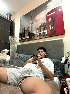 mixedcouplee69 online show from November 12, 10:20 pm