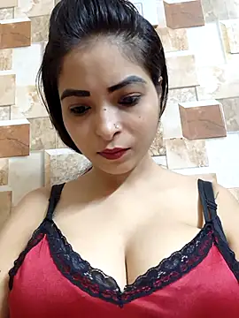 Snapshot of QUEEN-ADITI chatting on September 21, 2:40 pm QUEEN-ADITI online show from September 21, 2:40 pm