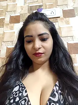 Snapshot of QUEEN-ADITI chatting on September 24, 2:42 pm QUEEN-ADITI online show from September 24, 2:42 pm