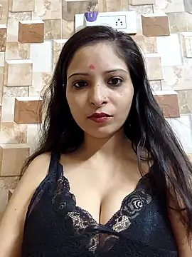 Snapshot of QUEEN-ADITI chatting on October 20, 4:29 pm QUEEN-ADITI online show from October 20, 4:29 pm