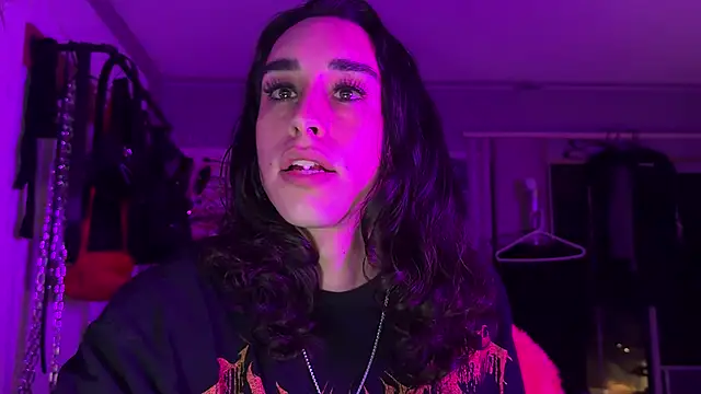 xoFrankie online show from October 28, 2:37 am