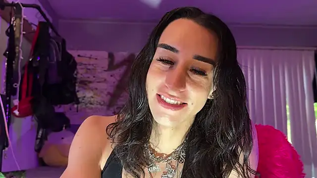 xoFrankie online show from November 23, 10:20 pm