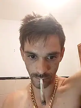 Snapshot of benur94 chatting on October 29, 2:58 am benur94 online show from October 29, 2:58 am