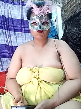 Tanisha-Chy online show from April 9, 5:40 am