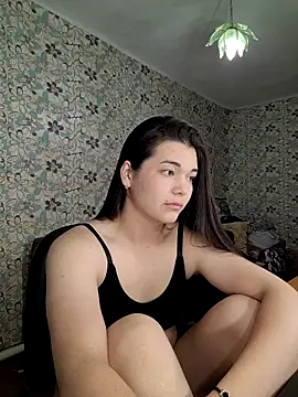 Albi Glow online show from September 11, 5:35 pm