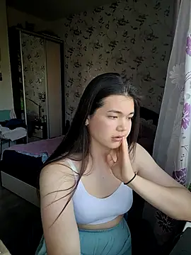 Albi Glow online show from September 18, 11:12 am