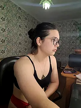 Albi Glow online show from October 11, 2:55 am