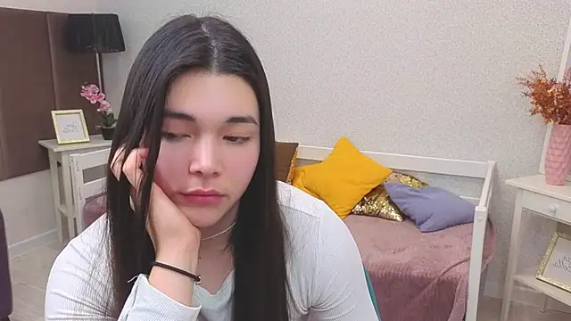 Albi Glow online show from December 14, 9:03 am