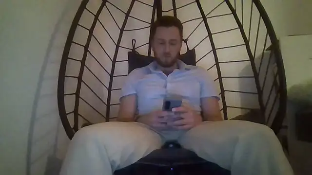 Snapshot of Keviios chatting on October 19, 5:13 pm Keviios online show from October 19, 5:13 pm