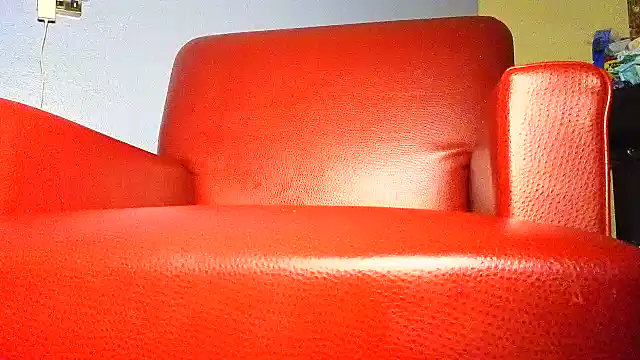 CinnaCakesss online show from December 19, 2:35 pm