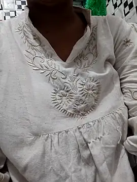 meenu bhabhi547 online show from September 20, 12:44 am