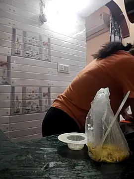 meenu bhabhi547 online show from October 25, 1:57 am