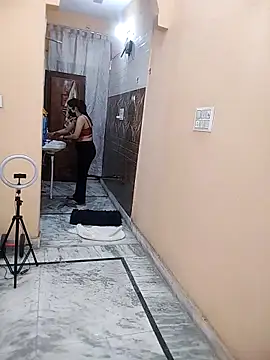 Snapshot of meenu_bhabhi547 chatting on March 1, 4:25 am meenu bhabhi547 online show from March 1, 4:25 am