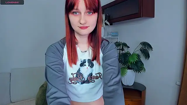 KatyKufel online show from November 18, 6:45 pm