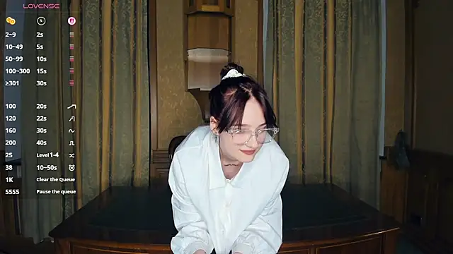 KatyKufel online show from March 28, 7:13 pm