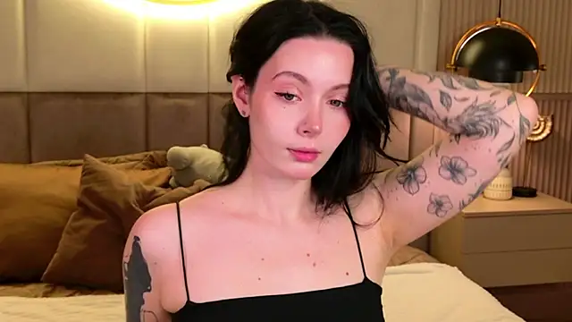 Goldy Stark online show from October 9, 9:02 pm