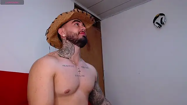 tommyblessd1 online show from November 6, 7:31 am