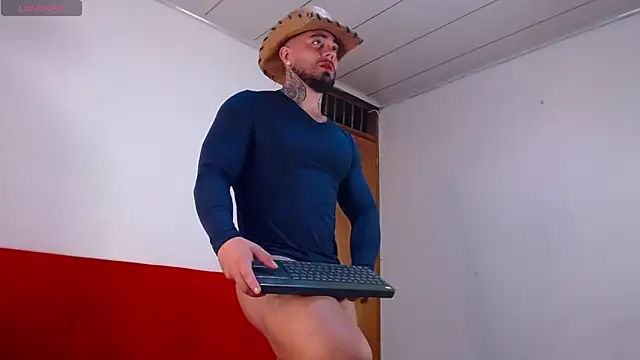 tommyblessd1 online show from January 18, 6:28 am