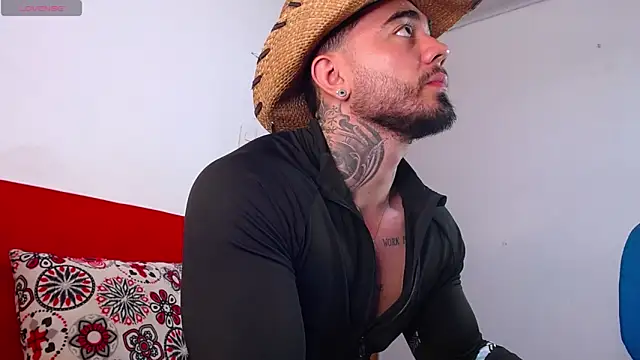 tommyblessd1 online show from March 10, 8:08 am