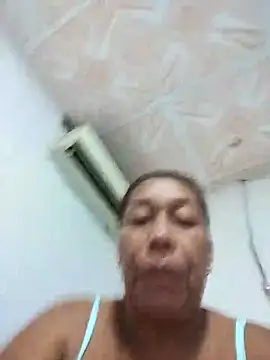 Naomi-Mature online show from December 4, 8:01 am