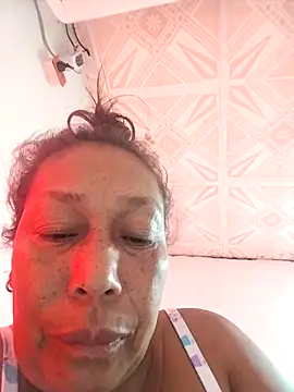 Naomi-Mature online show from December 16, 8:41 am