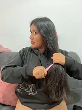 SharaRous online show from October 20, 11:54 am