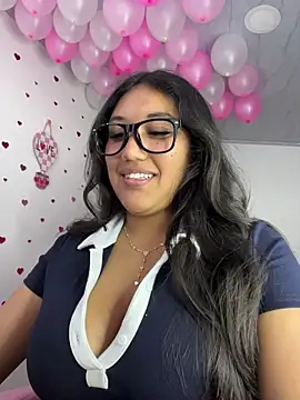 SharaRous online show from March 8, 9:29 pm