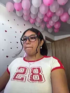 SharaRous online show from March 21, 9:07 pm