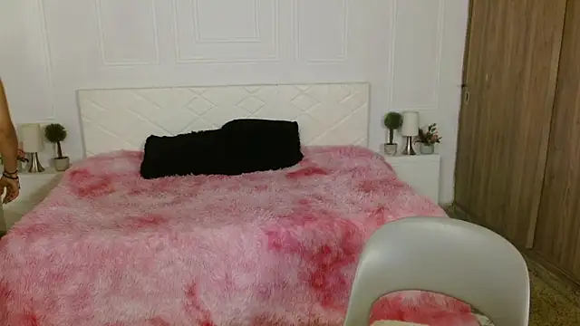 BellaSky4 online show from December 16, 11:15 am