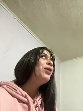 cami lorena online show from March 25, 12:05 am