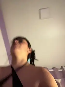 cami lorena online show from April 17, 3:09 am