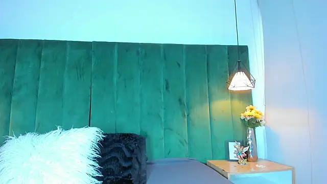 kittyy milk 001 online show from October 3, 8:28 pm