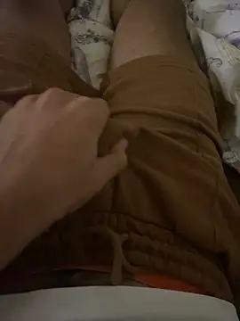 Snapshot of SolomonHej4 chatting on October 18, 8:53 pm SolomonHej4 online show from October 18, 8:53 pm