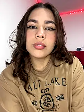 Snapshot of Allison_Bailey chatting on October 18, 8:42 pm Allison Bailey online show from October 18, 8:42 pm
