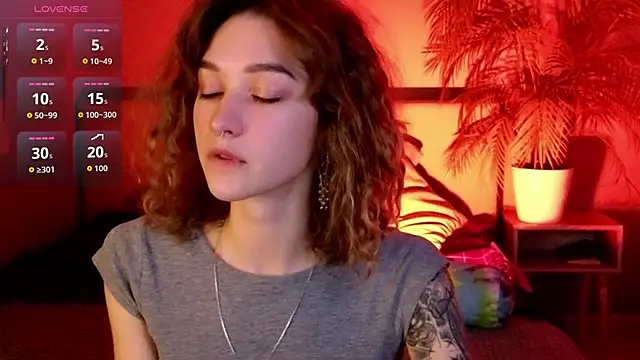 Snapshot of __grace__ chatting on September 18, 10:39 am   grace   online show from September 18, 10:39 am