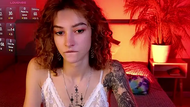 Snapshot of __grace__ chatting on September 20, 10:05 am   grace   online show from September 20, 10:05 am