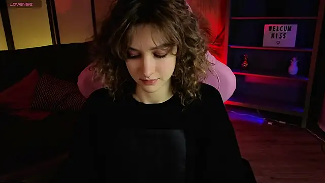 Snapshot of __grace__ chatting on October 17, 10:29 am   grace   online show from October 17, 10:29 am