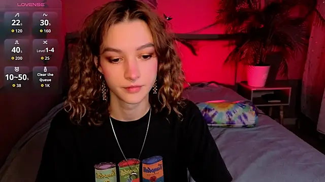 Snapshot of __grace__ chatting on October 23, 3:11 pm   grace   online show from October 23, 3:11 pm
