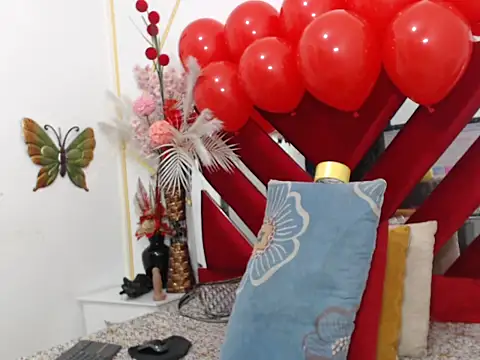 Snapshot of KathalinaSmit chatting on September 20, 8:10 pm KathalinaSmit online show from September 20, 8:10 pm