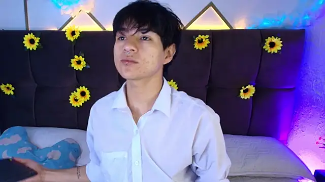 AleAurarashi online show from April 18, 10:30 am