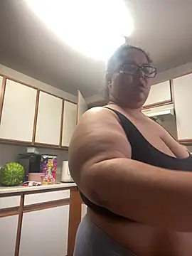 Snapshot of wishuhope4 chatting on May 28, 9:56 pm wishuhope4 online show from May 28, 9:56 pm