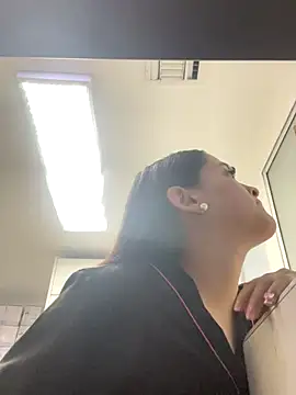 marianm29 online show from November 10, 1:43 pm