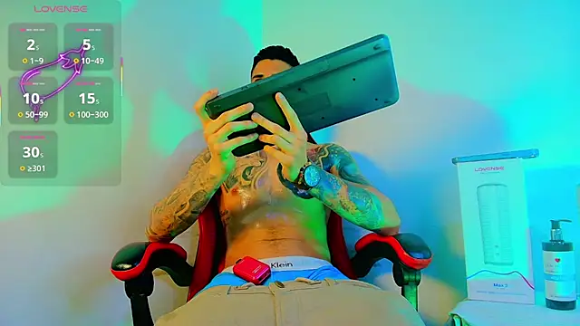 amodeus bael  online show from November 7, 2:44 am