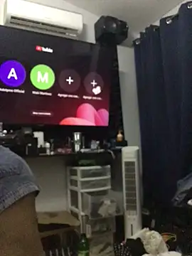 Apineapple07 online show from August 7, 12:56 am