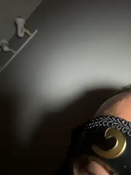 ELTIBURONCITO online show from March 3, 3:01 am