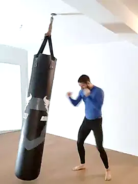 EyesNeverLies online show from October 5, 7:34 pm