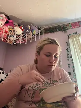 imawhorenslut19 online show from April 28, 6:57 pm